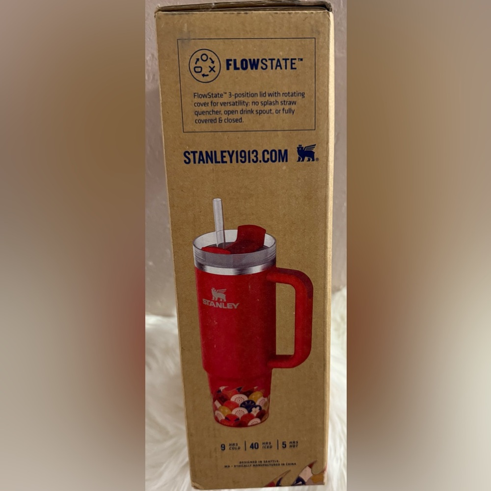 Stanley Limited Edition Lunar New Year Dragon Quencher 30oz BNIB Red